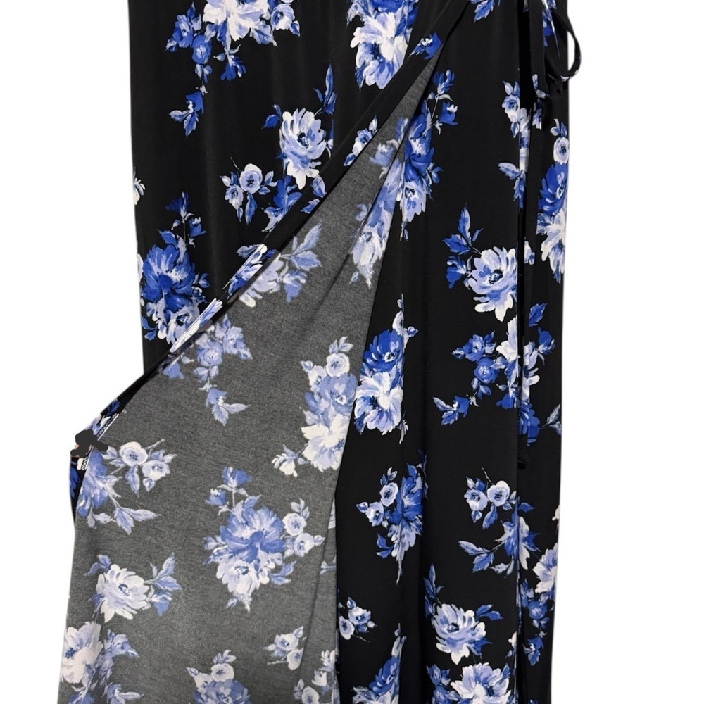 Torrid Blue & Black Floral Faux-Wrap Midi Dress - Size 1X - Picture 6 of 8